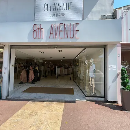 Urban Riviera Les Pins - Queen Guest house *